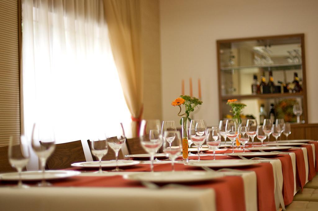 Hotel Jozef Idrija Bagian luar foto